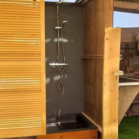 Glamping Corner - Back To Nature Luxury tent