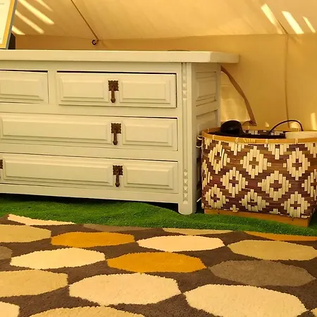 Glamping Corner - Back To Nature